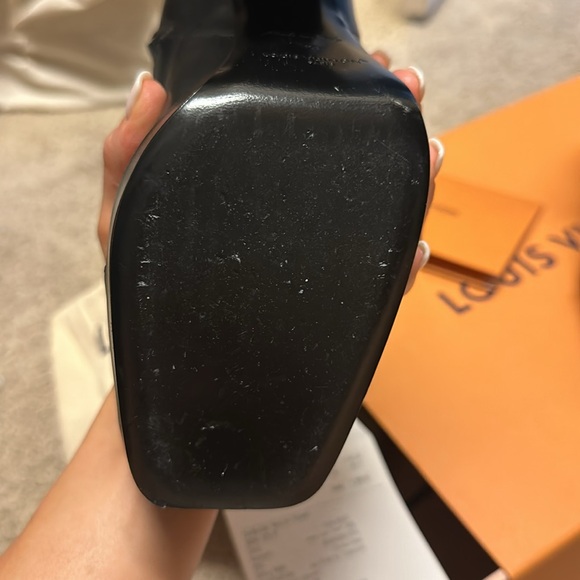 Louis Vuitton Shake Ankle Boot - Picture 8 of 15